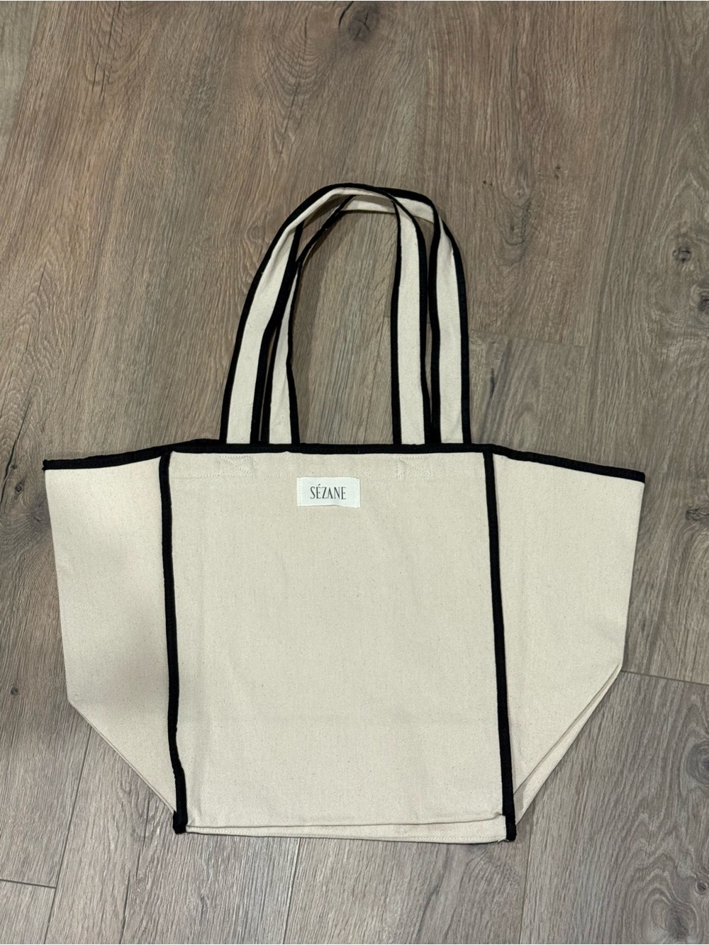 BRAND NEW Sezane Black and White Modern Tote